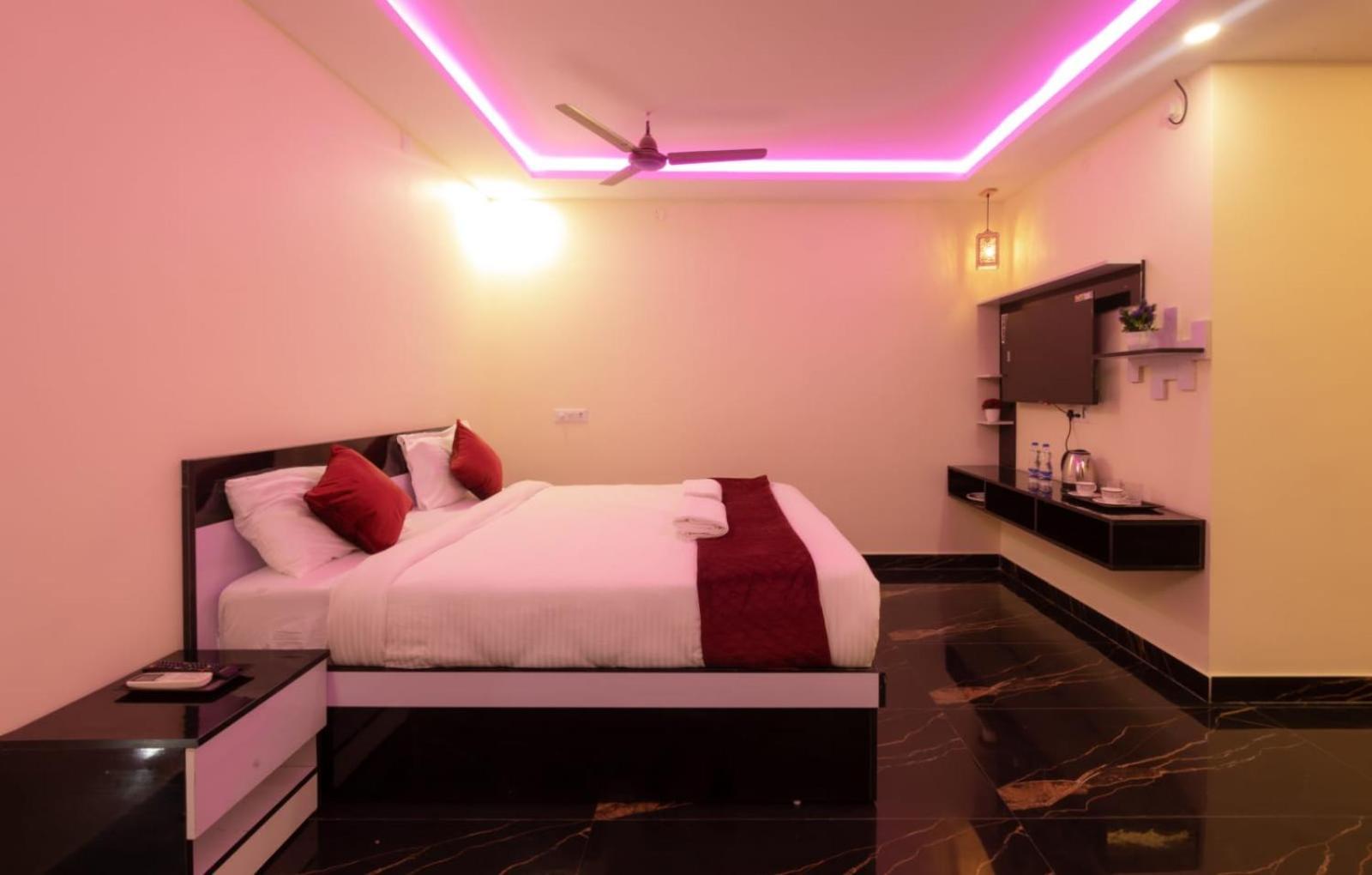 Beestay Hotels Elite Park ティルパティ エクステリア 写真
